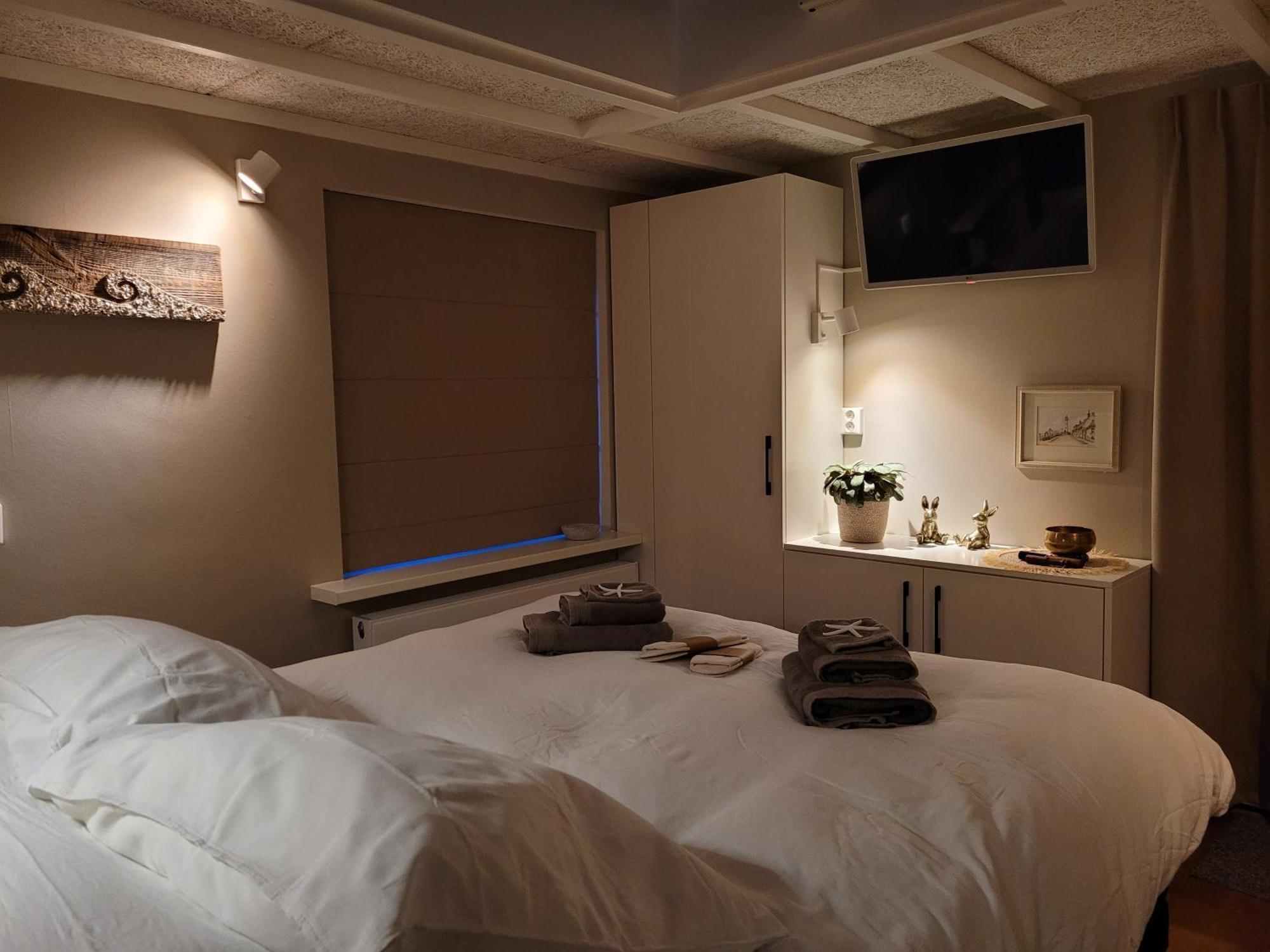 Tiny Villa De Haas Met Infraroodsauna Egmond aan Zee Eksteriør billede