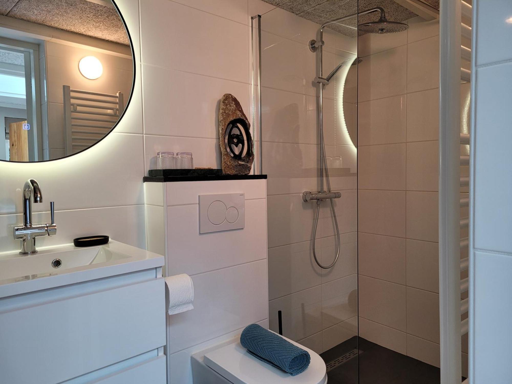 Tiny Villa De Haas Met Infraroodsauna Egmond aan Zee Eksteriør billede